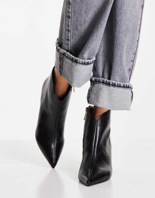 Pointed hotsell ankle boot