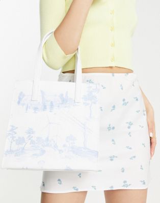 Ted Baker Kimcon romantic small icon tote bag in white