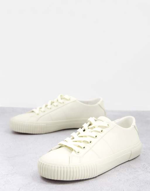 Ted Baker – Kimiah – Gräddvita sneakers