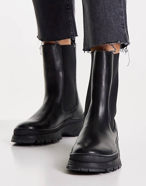 Ted Baker Lilanna pull on boot in black