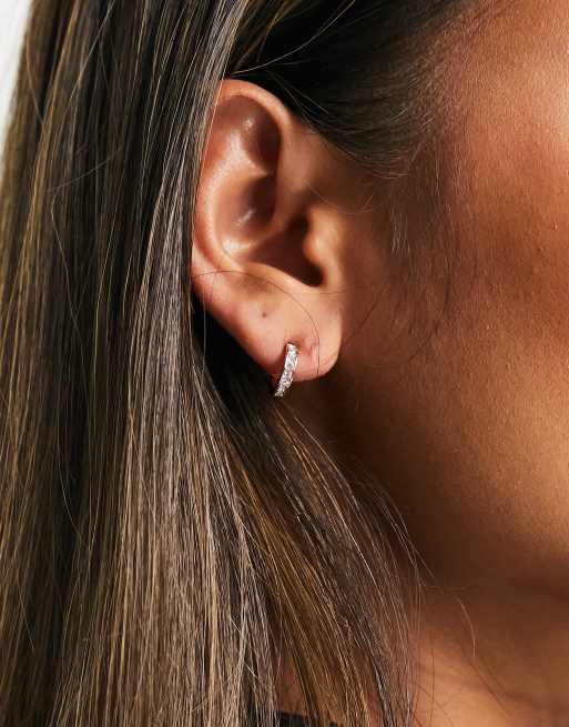 Ted Baker – Seeni – Roséguldfärgade små creoler med Swarovski-kristaller