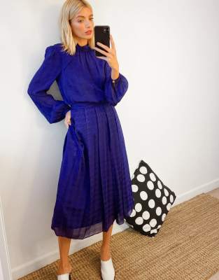robe bleu vif