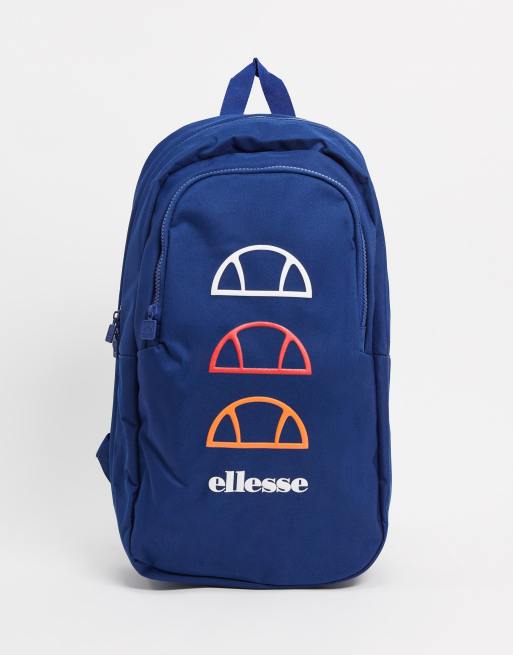 temno sinij ryukzak s logotipom ellesse