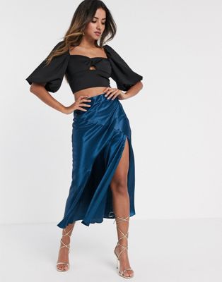 фото Темно-синяя атласная юбка миди с разрезом до бедра asos design-мульти