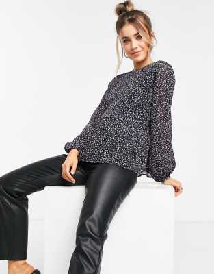 Рубашки и блузки  Asos Темно-синяя блузка с объемными рукавами и цветочным принтом Pieces-Голубой