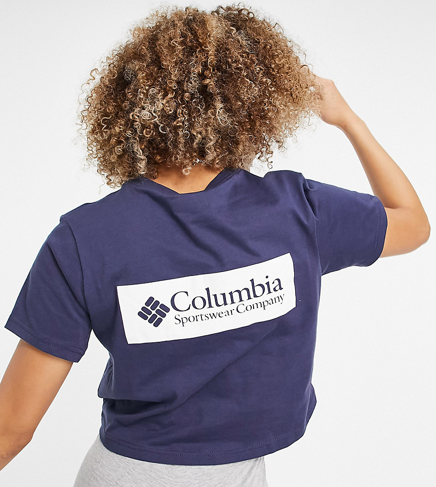 Темно-синяя укороченная футболка с принтом на спине North Cascades – эксклюзивно для ASOS-Темно-синий Columbia 11223295