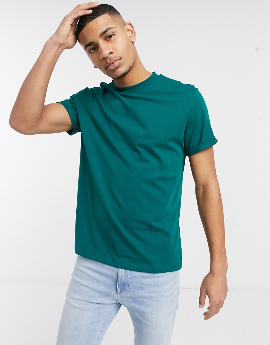 фото Темно-зеленая футболка с отворотами на рукавах asos design-зеленый цвет
