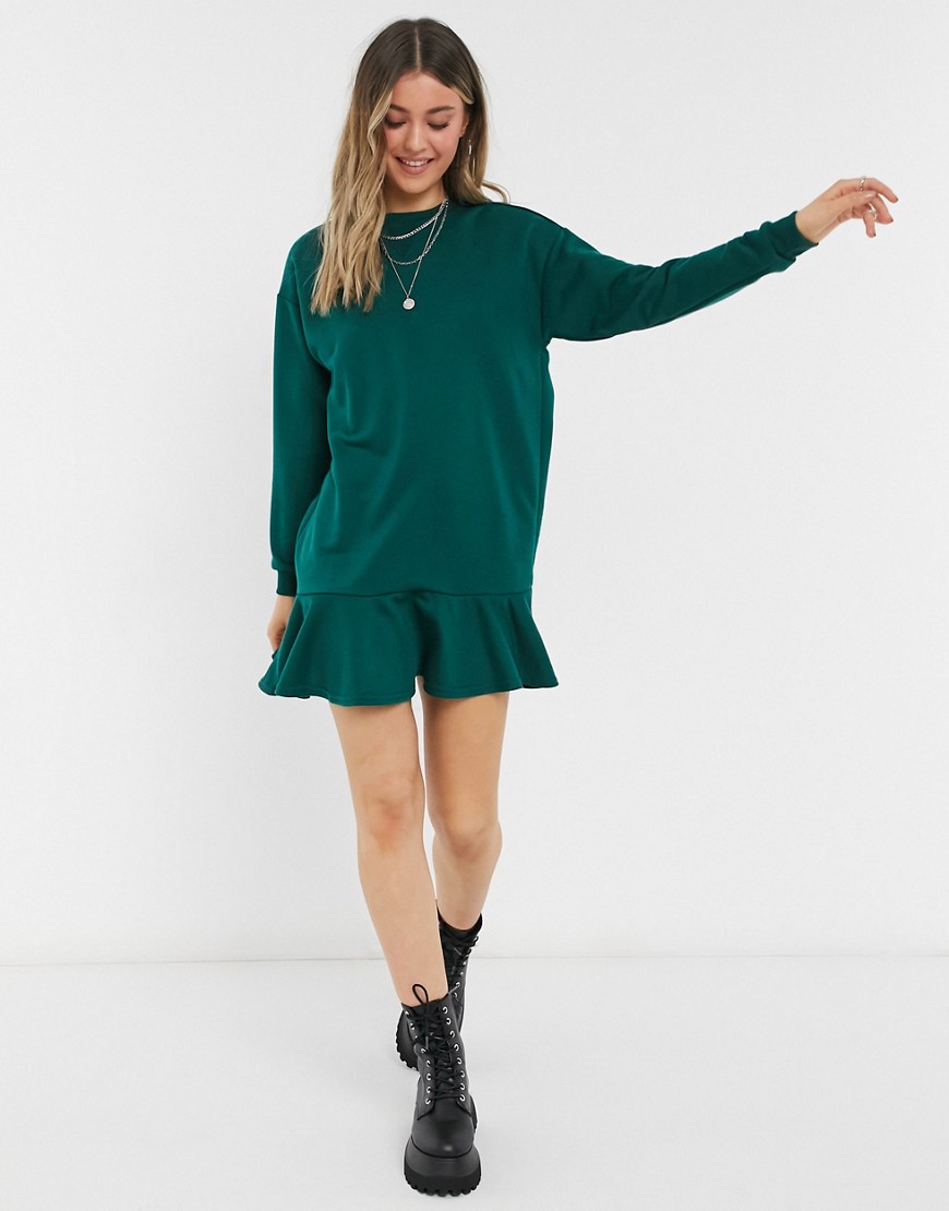 фото Темно-зеленое платье-свитшот в стиле oversized с оборкой по нижнему краю asos design-зеленый цвет