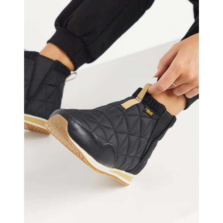 Teva Ember Mid pull on boots in quilted black ASOS