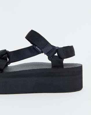 black tevas platform