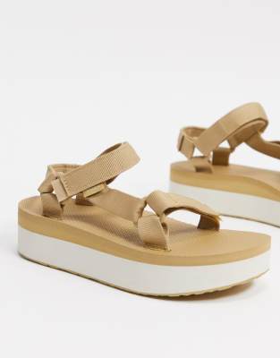 Asos store teva flatform