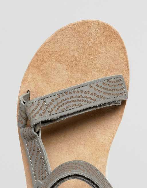 Teva midform 2024 geometric sandal