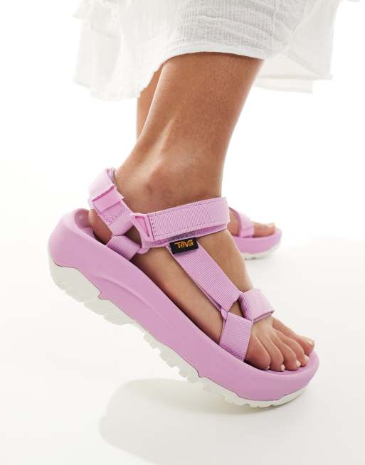 Teva Hurricane ampsole sandals in pink, 3 of 4