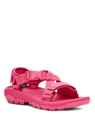 TEVA HURRICANE VERGE CHUNKY BUCKLE SANDALS IN FUCHSIA PURPLE-PINK