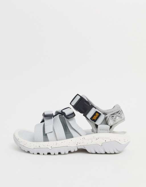 Teva – Hurricane x LX ALP – Graue Sandalen