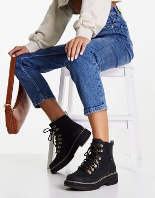 Teva lace up flat ankle hiker boots in black - ASOS Price Checker