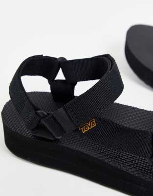 black teva midform