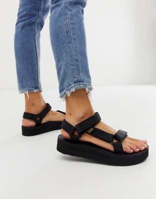 teva midform universal chunky sandals in black