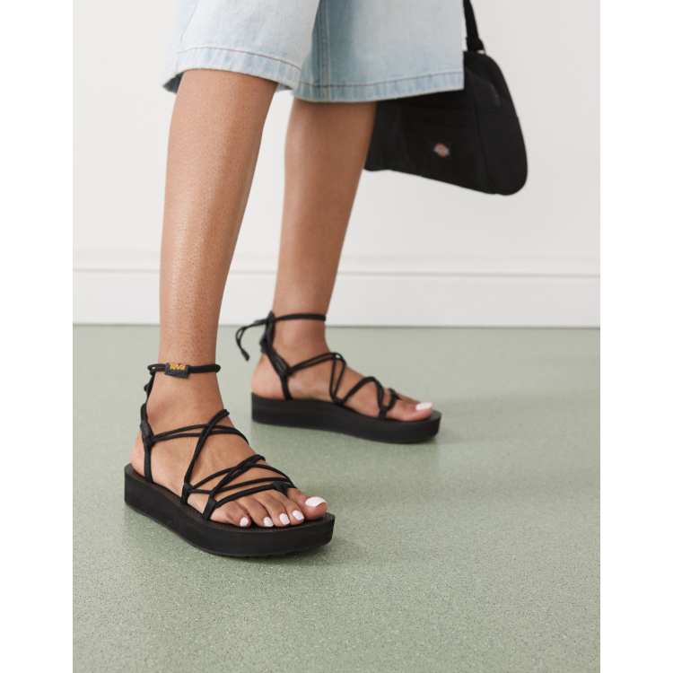 onvergeeflijk Toeschouwer dozijn Teva midform universal chunky sandals in black | ASOS