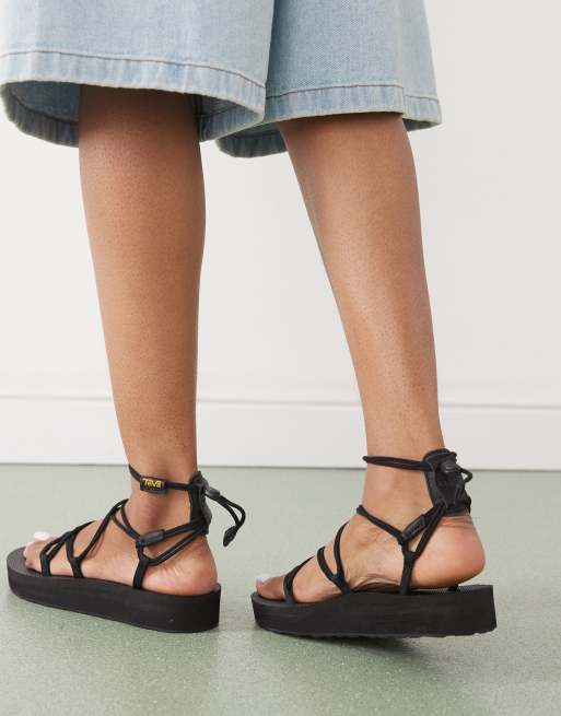 Teva midform universal chunky sandals in black ASOS