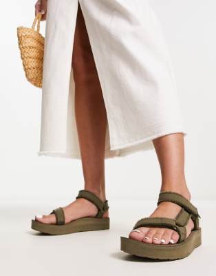 Teva midform universal chunky sandals in khaki-Green