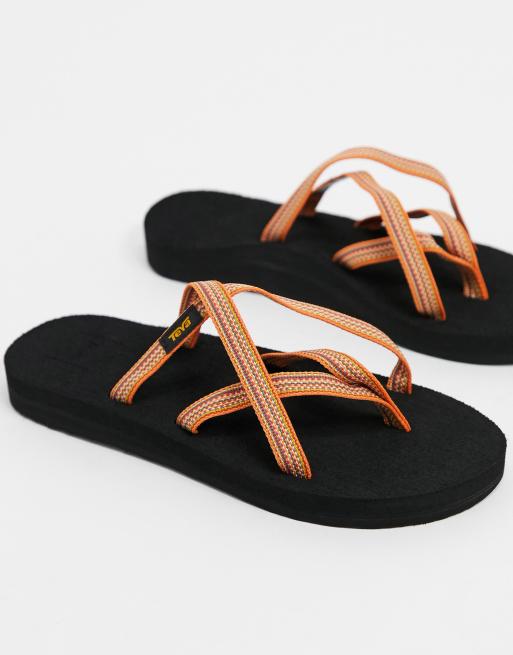 Teva Olowahu sandals in sunflower