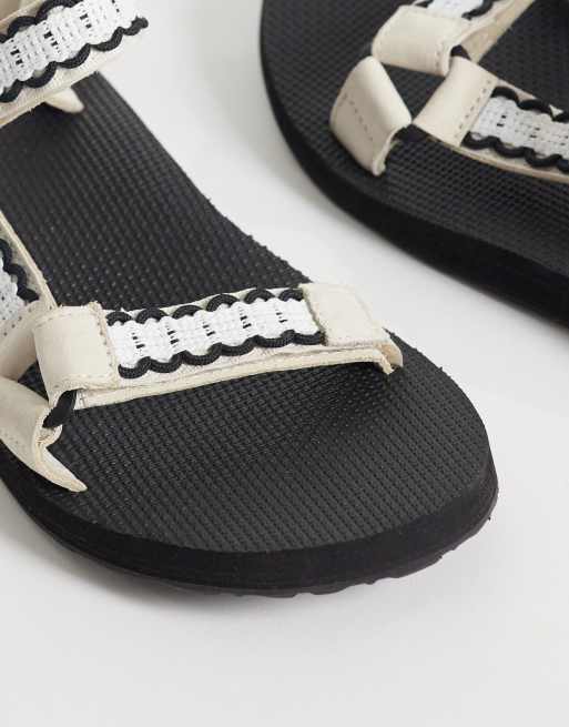 Teva Original Universal Cordcraft sandals in black, 2 of 4