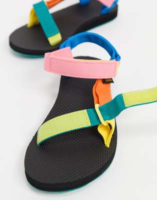 color block tevas