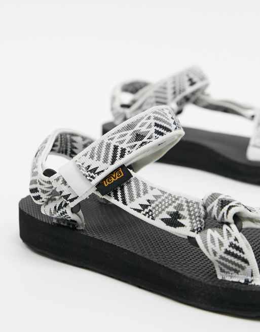 Teva boomerang sales white grey