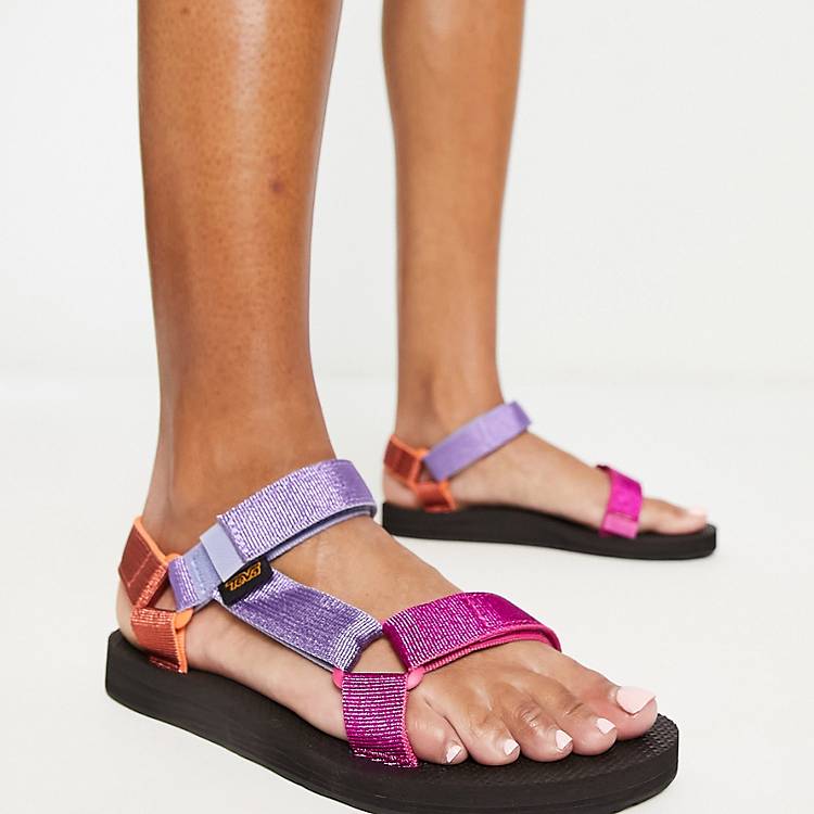 dechifrere afspejle korrekt Teva original universal sandals in metallic pink multi | ASOS