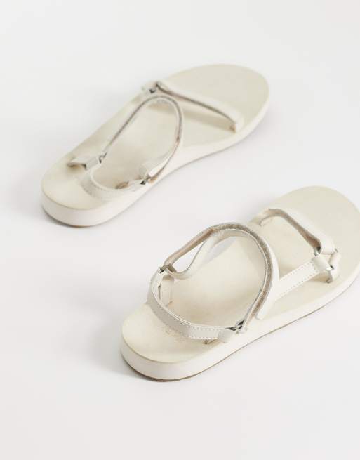 Teva Original Universal Slim Lea sandals in neutral, 4 of 4