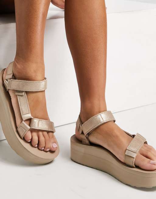 Teva - Universal - Chunky flatform-sandaler i metalfarvet og champagnefarvet læder, 3 af 4