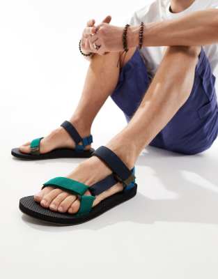  Universal original sandals 