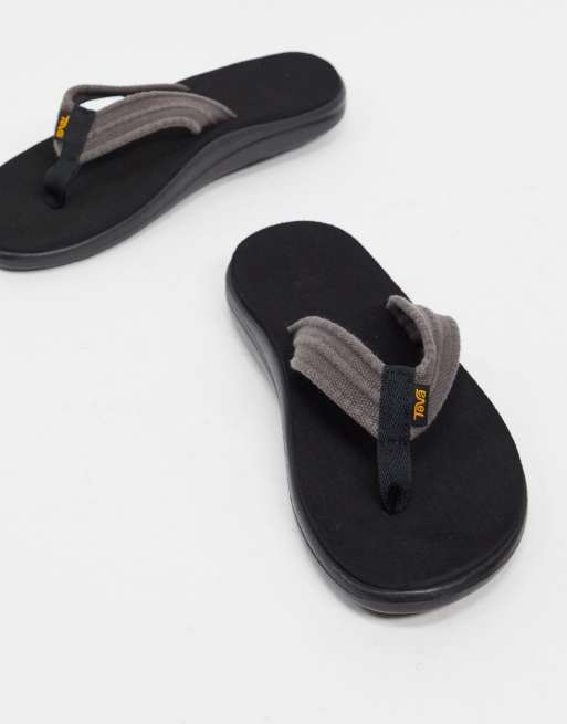 Canvas flip outlet flop