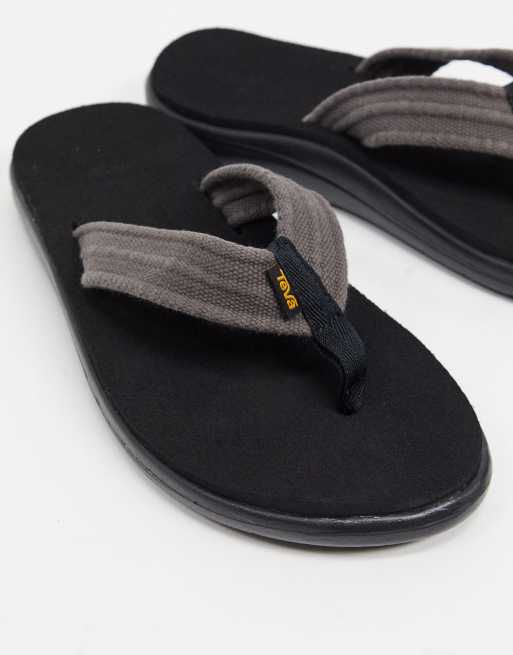 Teva voya hot sale canvas flip