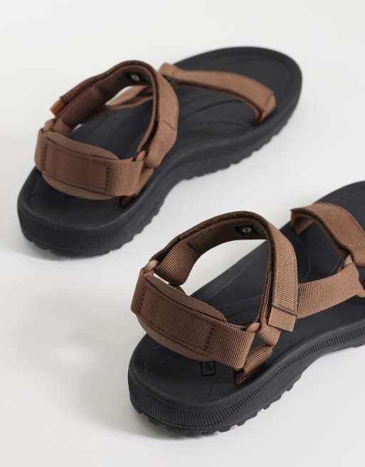 Teva Winsted sandals in brown, 4 of 4