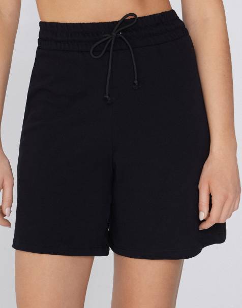 Tezenis Bermuda shorts with drawstring in black
