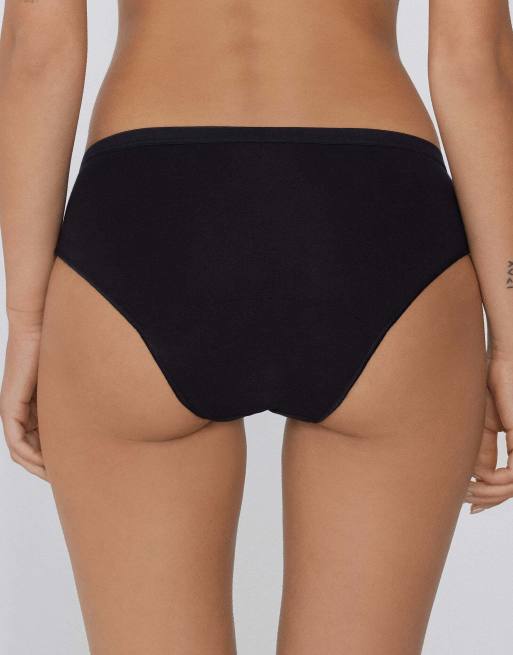 Tezenis Cotton medium flow period pants in black, 2 of 5
