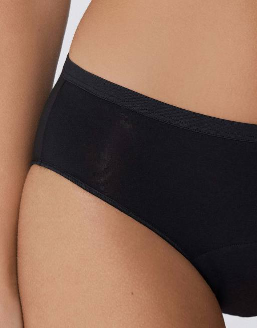 Tezenis Cotton medium flow period pants in black, 3 of 5