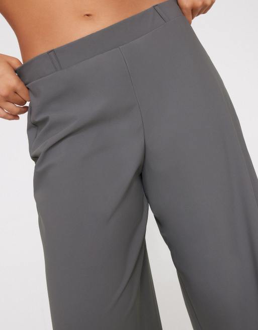 Tezenis Easy fit palazzo trousers in grey, 3 of 5