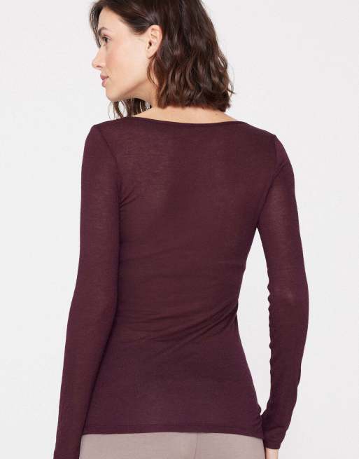 Tezenis Lightweight boat neck top in precious ruby, 2 of 5