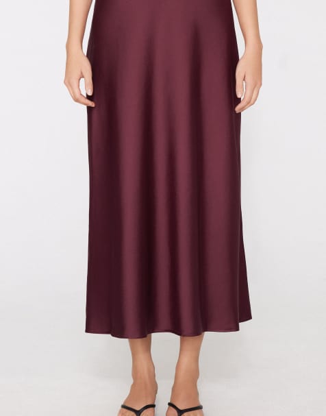 Tezenis Long satin bell skirt in precious ruby