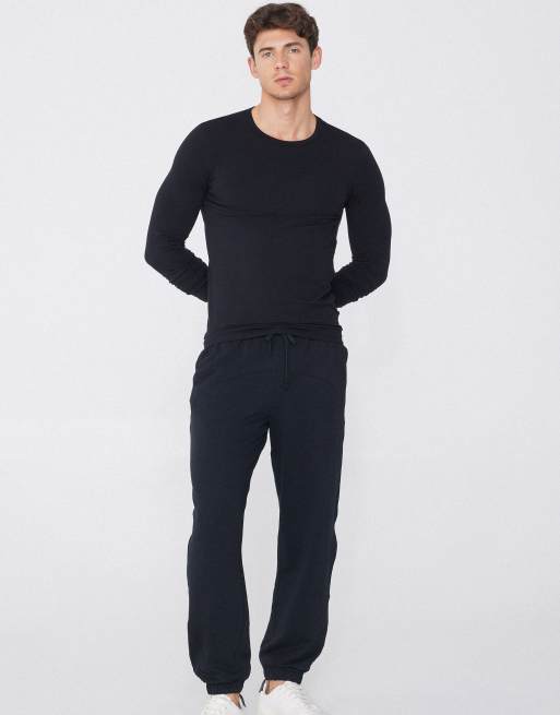 Tezenis Long-sleeve round-neck thermal top in black, 2 of 4