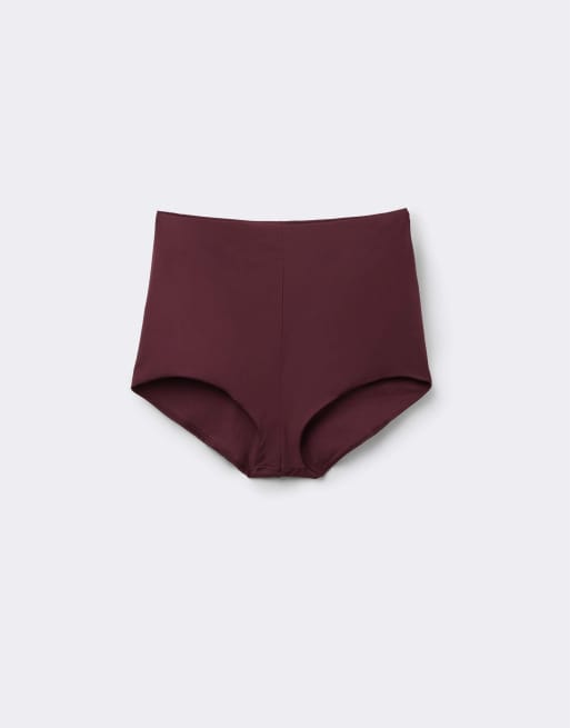 Tezenis Microfibre hot pants in precious ruby, 5 of 5
