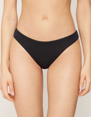 Bottoms 2