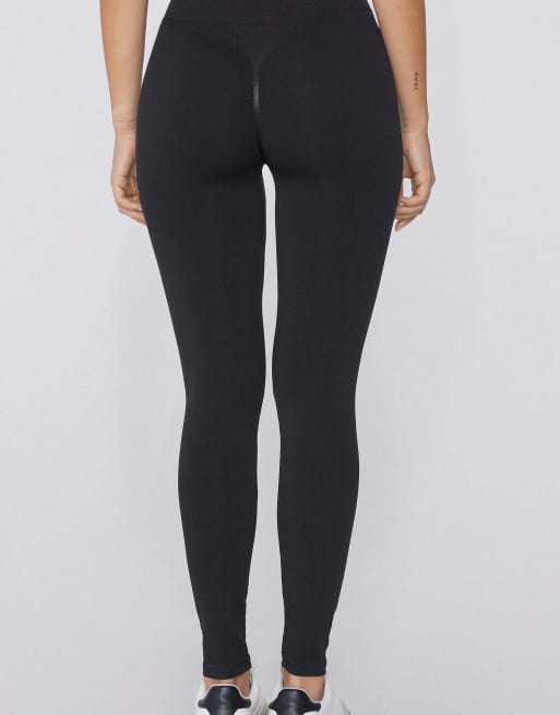 Tezenis Scrunch leggings in black, 2 of 5