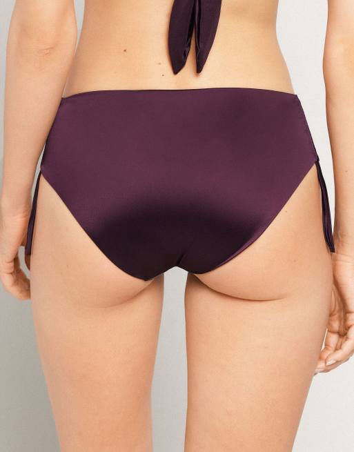 Tezenis shiny bikini bottoms in berries, 2 of 4