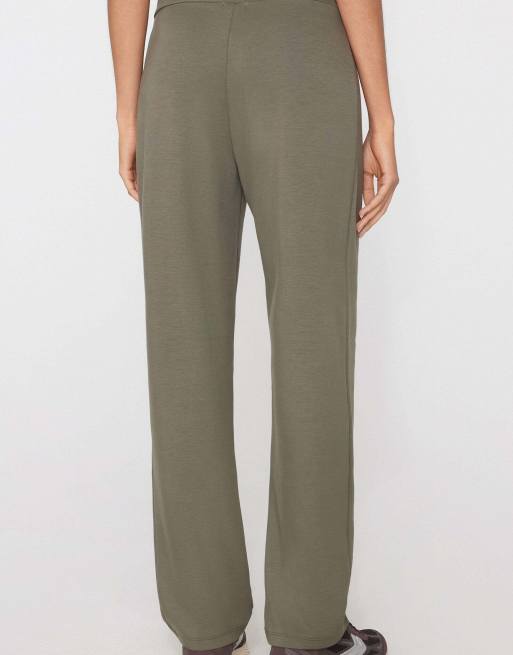 Tezenis Soft touch straight-cut trousers in pastel military, 2 of 5