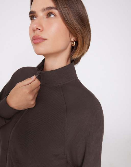 Tezenis Superior softness sweatshirt in chocolate, 3 of 5