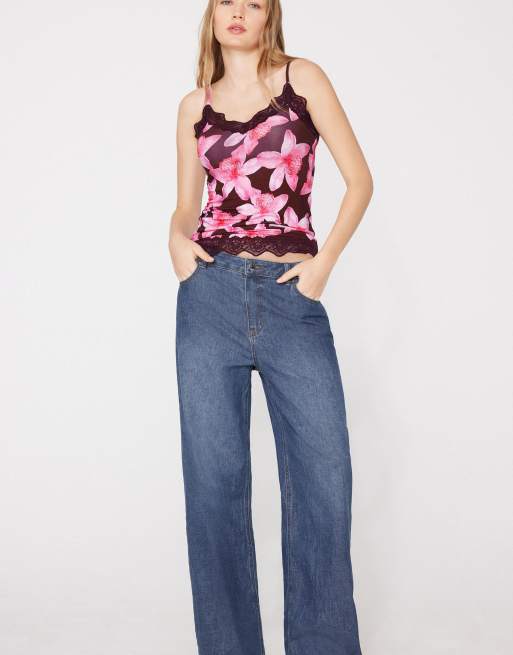 Tezenis V-neck camisole with lace insert in hibiscus, 2 of 4
